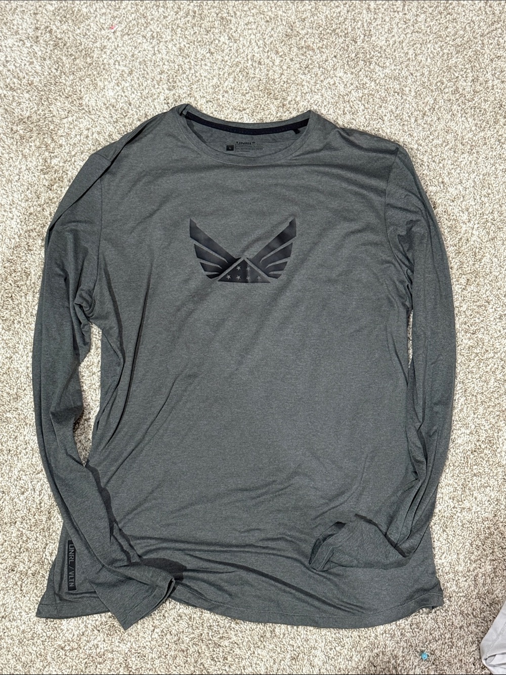 UNRL USA Pack of 3 Ultra Tees. 2 Short Sleeve, 1 Long Sleeve, Size L EUC - Picture 4 of 5